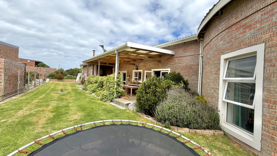 4 Bedroom Property for Sale in Bettys Bay Western Cape